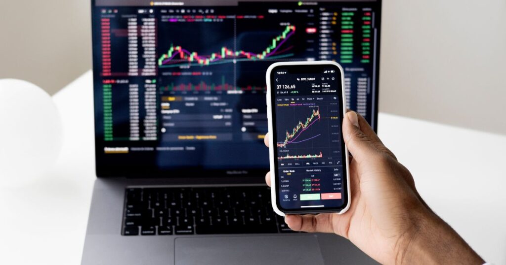 Investment Mechanisms: Types, Characteristics, and Risks