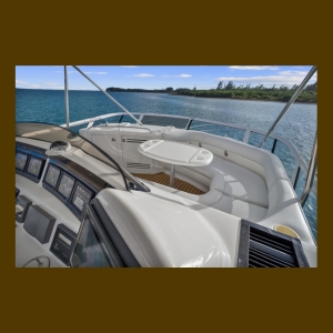 Yachts & Boats